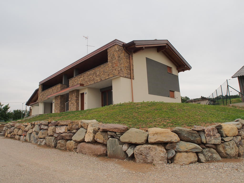 Moruzzo Alloggio Agrituristico Ai Tre Castelli מראה חיצוני תמונה